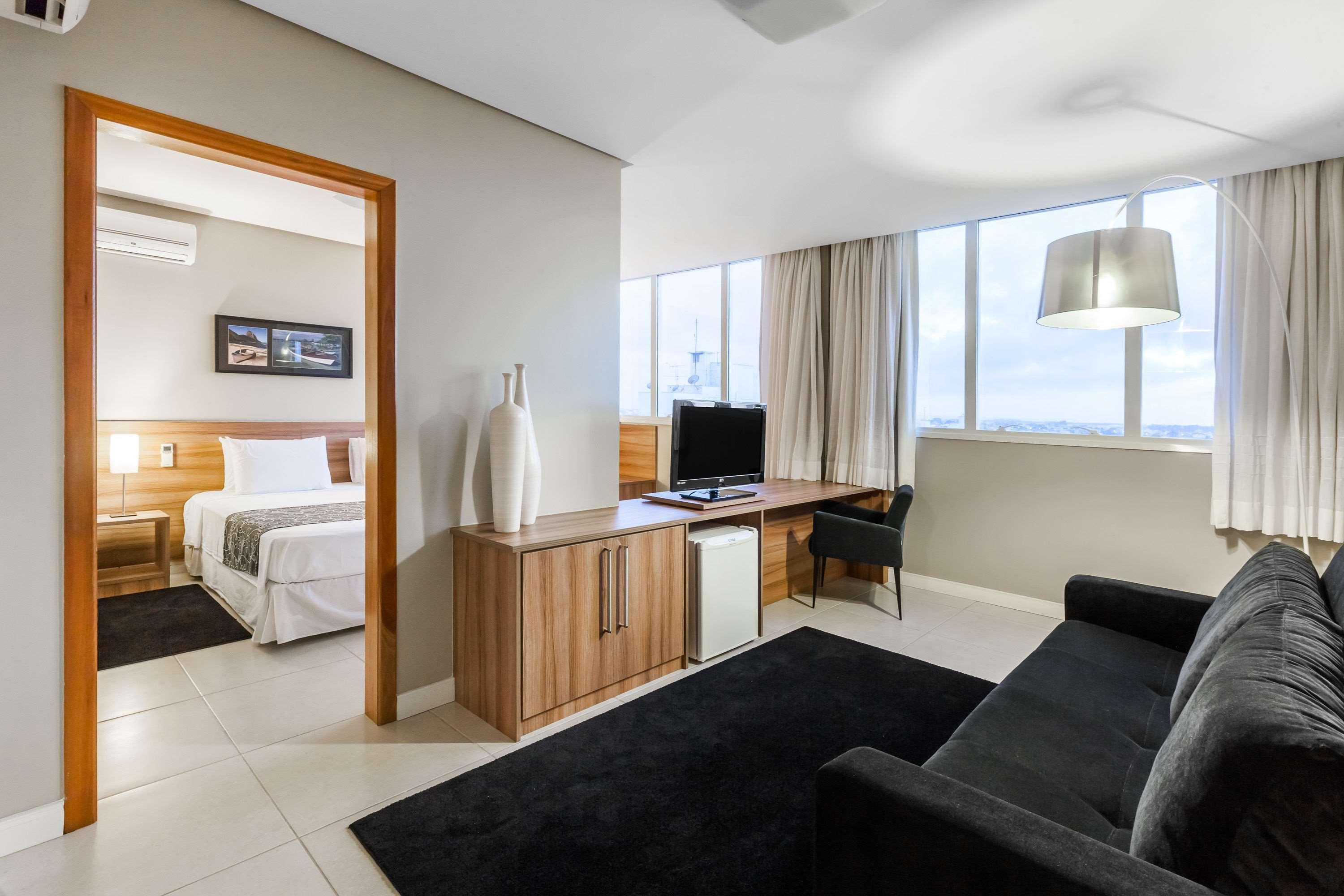 Days Inn By Wyndham Linhares Eksteriør billede